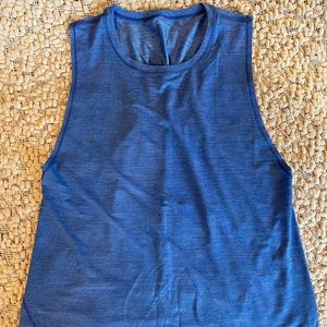 Lululemon workout top